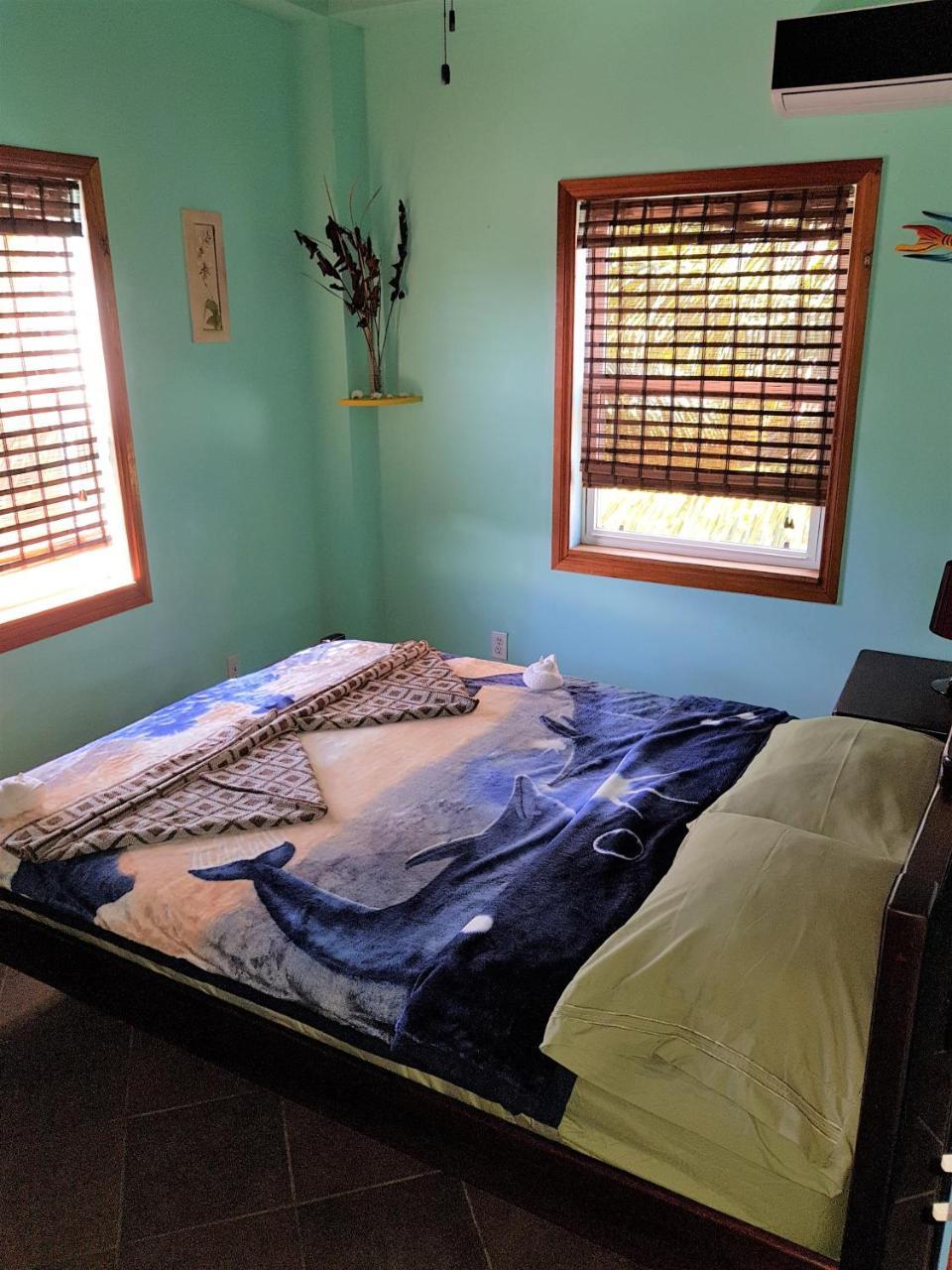Slo-N-Ez Villa Terrace Caye Caulker Εξωτερικό φωτογραφία